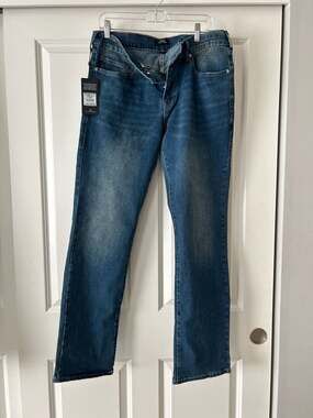 True Religion Ricky SN Straight Jeans in Medium Toasted Cinnamon Wash Size 34